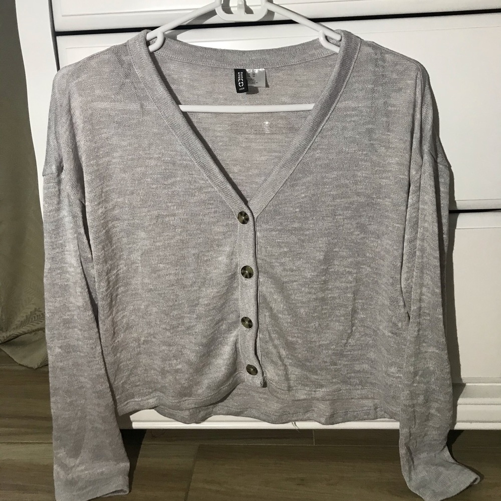 crop/off the shoulder sweater